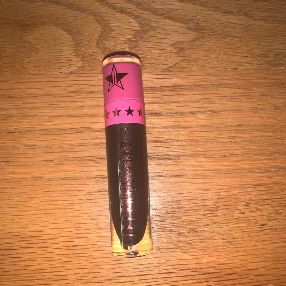 Jeffree Star Velour Liquid Lipstick in Soul Sucker